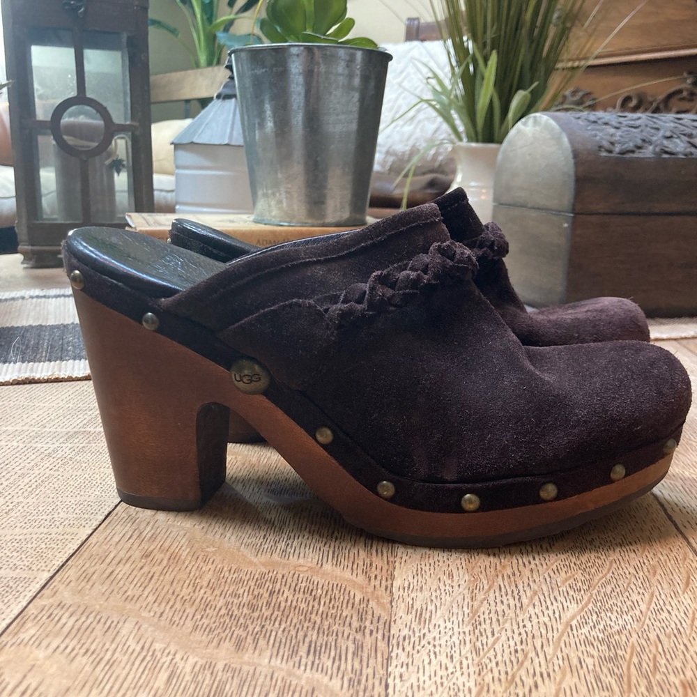 Chocolate Brown Suede UGG Clogs 8
